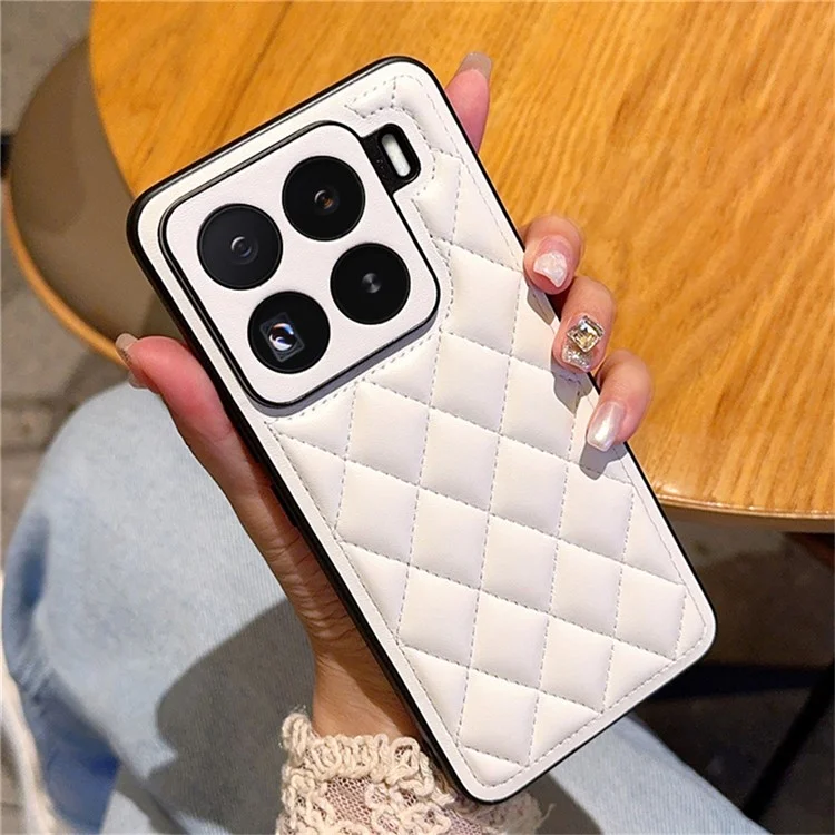Funda para Xiaomi 15 Pro con Diseño de Rombos Cosidos de Cuero Sintético + TPU Antigolpes - Blanco