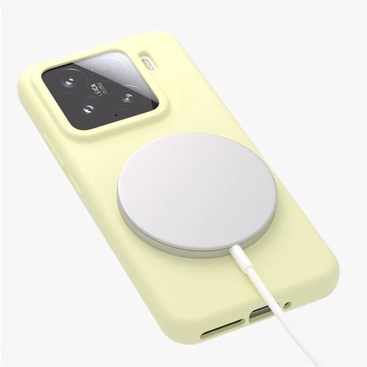 Чехол для Xiaomi 15 Pro из жидкого силикона, совместимый с MagSafe, мягкий на ощупь - Белый