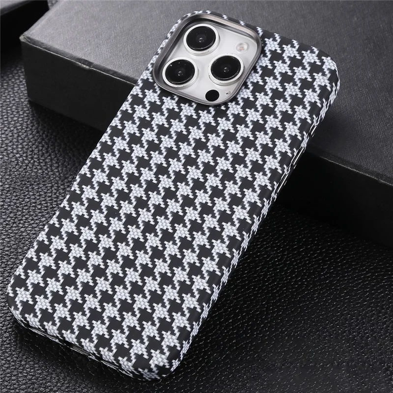 For iPhone 16 Pro Magnetic Case Houndstooth Pattern Leather + PC Phone Cover - White
