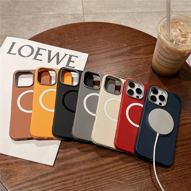 For iPhone 16 Pro Phone Cases Leather Texture TPU Back Cover Support Wireless Charging - Black