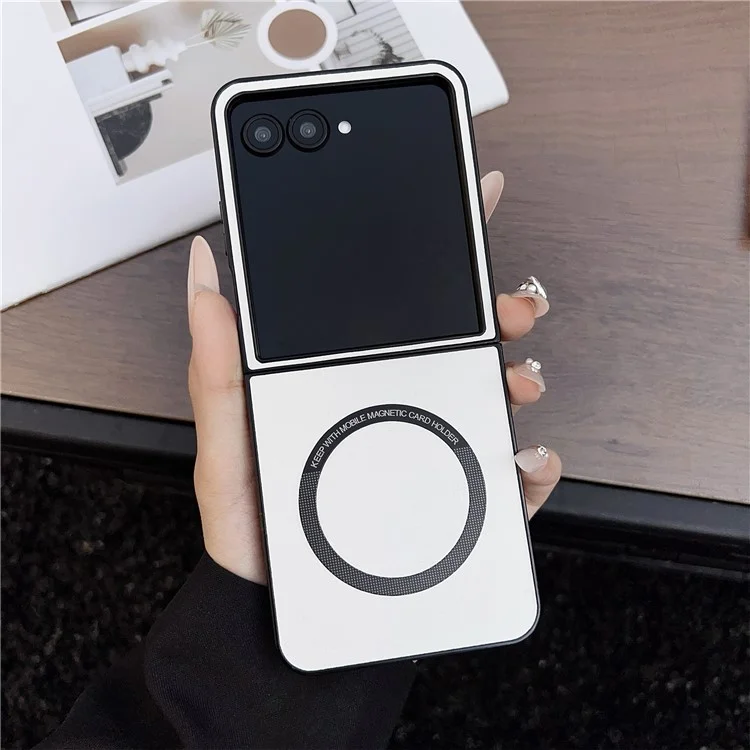 Per Motorola Razr 60 Ultra Custodia antiurto in pelle PU + Copertura PC compatibile con MagSafe - Bianco