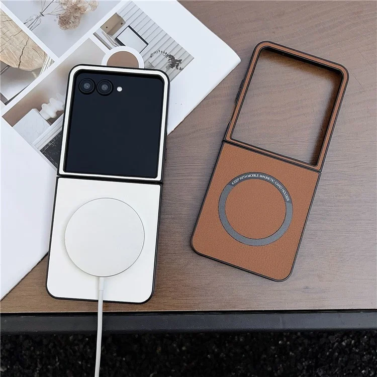 Per Motorola Razr 60 Ultra Custodia antiurto in pelle PU + Copertura PC compatibile con MagSafe - Bianco