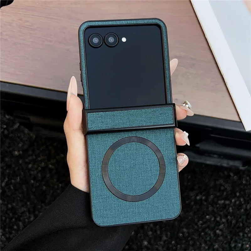 For Motorola Razr 60 Ultra 5G Case Drop-Proof PC + Cloth Back Phone Cover Compatible with MagSafe - Dark Green