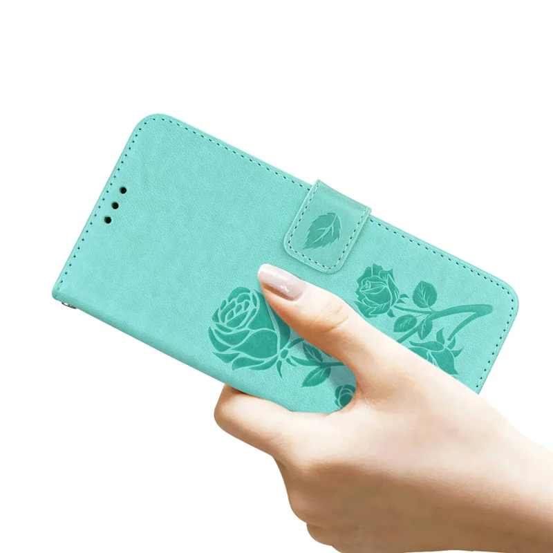 For iPhone 15 Case Rose Pattern Leather Wallet Phone Cover with Strap - Green
