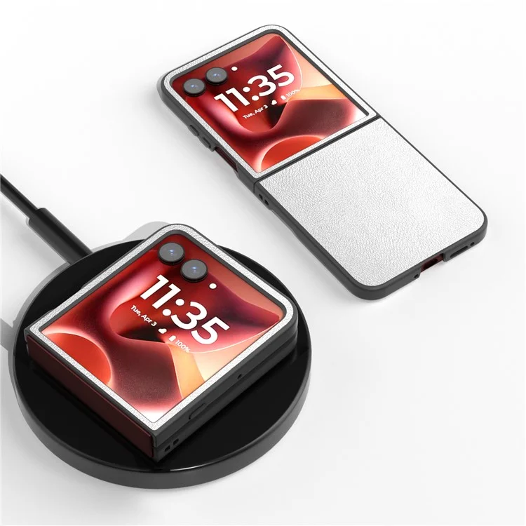 Capa para Motorola Razr 60 Ultra com Revestimento Eletrolítico em Couro PU e Capa de Telefone PC - Prata
