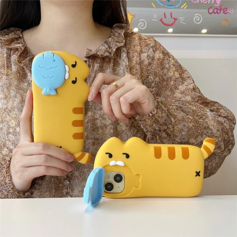 For iPhone 15 Plus Silicone Case Cat Eating Fish Design Lens Cover Kickstand Phone Back Cover
