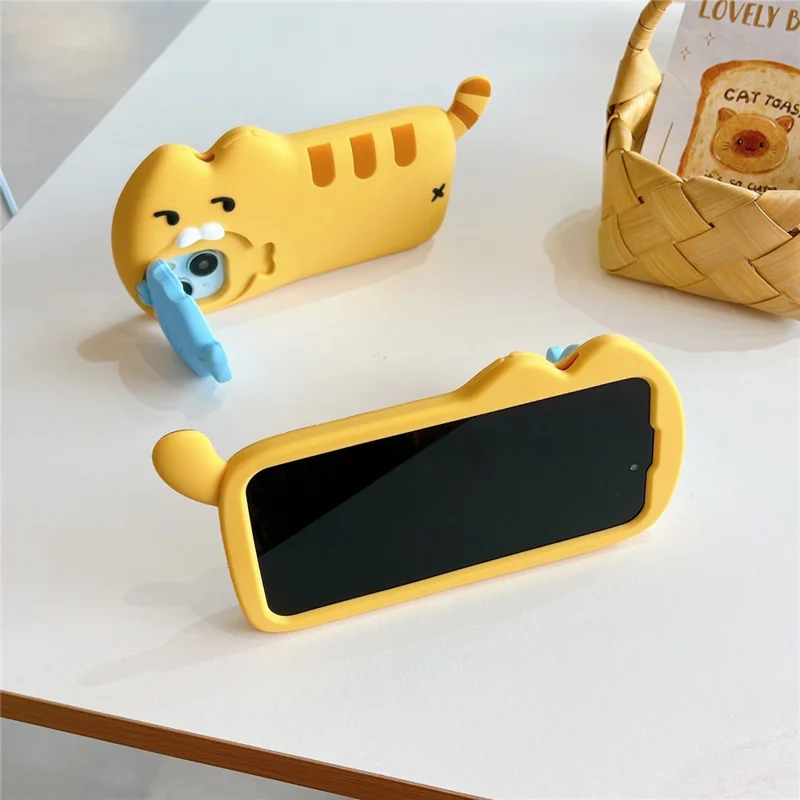 For iPhone 15 Plus Silicone Case Cat Eating Fish Design Lens Cover Kickstand Phone Back Cover