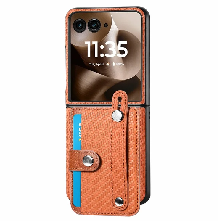 Cover per Motorola Razr 60 Ultra 5G con Texture in Fibra di Carbonio, Cinturino da Polso e Supporto, Custodia in Pelle PU + PC - Marrone