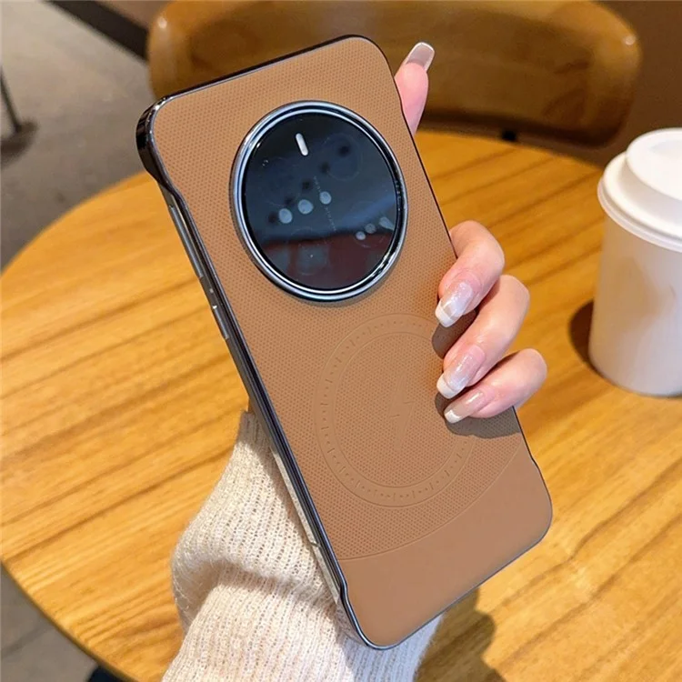 Funda para Honor Magic7 Pro 5G Compatible con MagSafe - Carcasa de PC sin bordes + Cuero PU para parte trasera del teléfono - Marrón