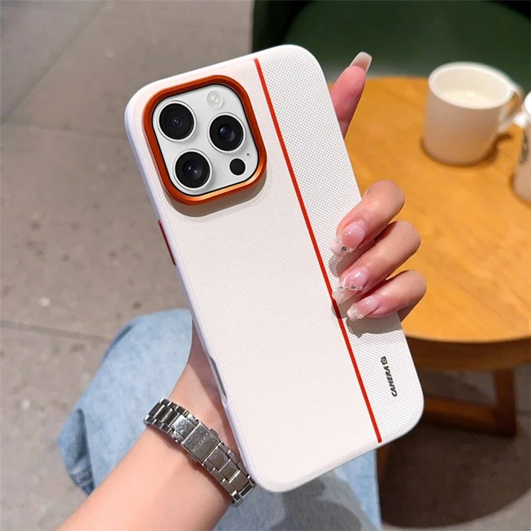 Coque pour iPhone 16 Pro Max Hybride PC + Cuir PU avec Bague de Lentille Métallique / Boutons - Blanc