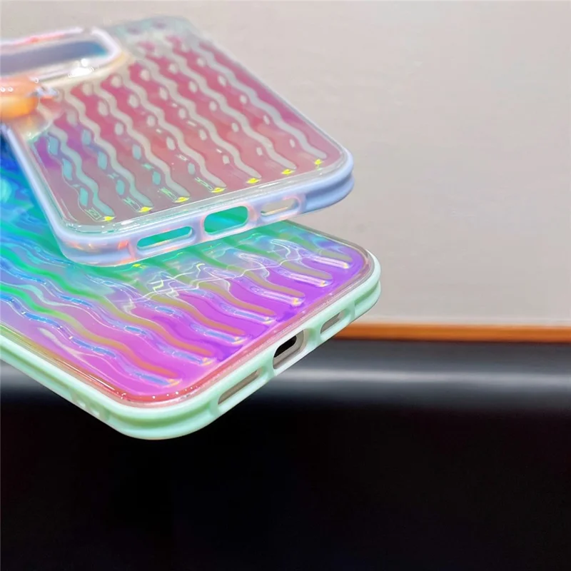 For iPhone 15 Pro Case Wavy Pattern Gradient Iridescent Design TPU + PC Phone Cover - Green