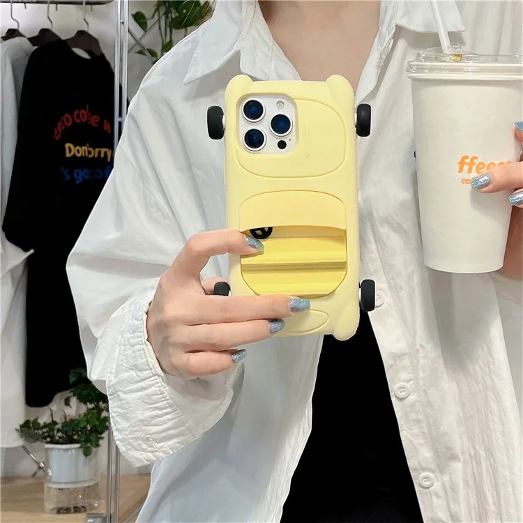 Étui en silicone pour iPhone 15 Pro - Style voiture de sport mignon, Housse de protection antichoc - Jaune