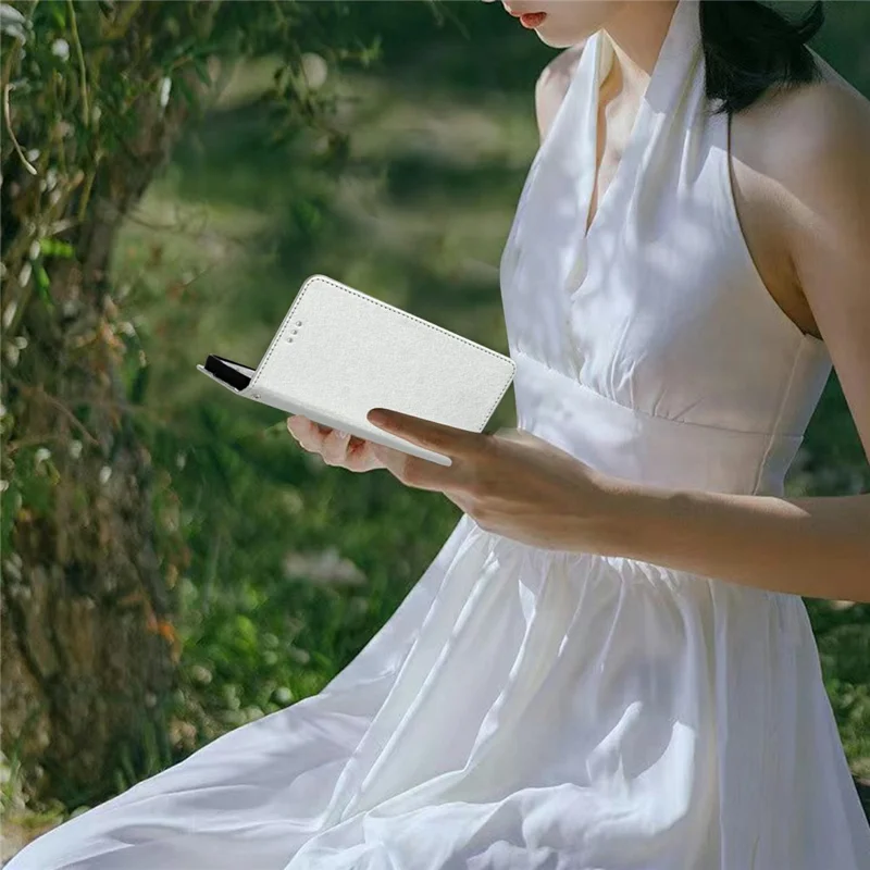 For Samsung Galaxy A17 5G / A17 4G / A26 5G Wallet Case Leather Folio Phone Cover Magnetic Clasp - Silver