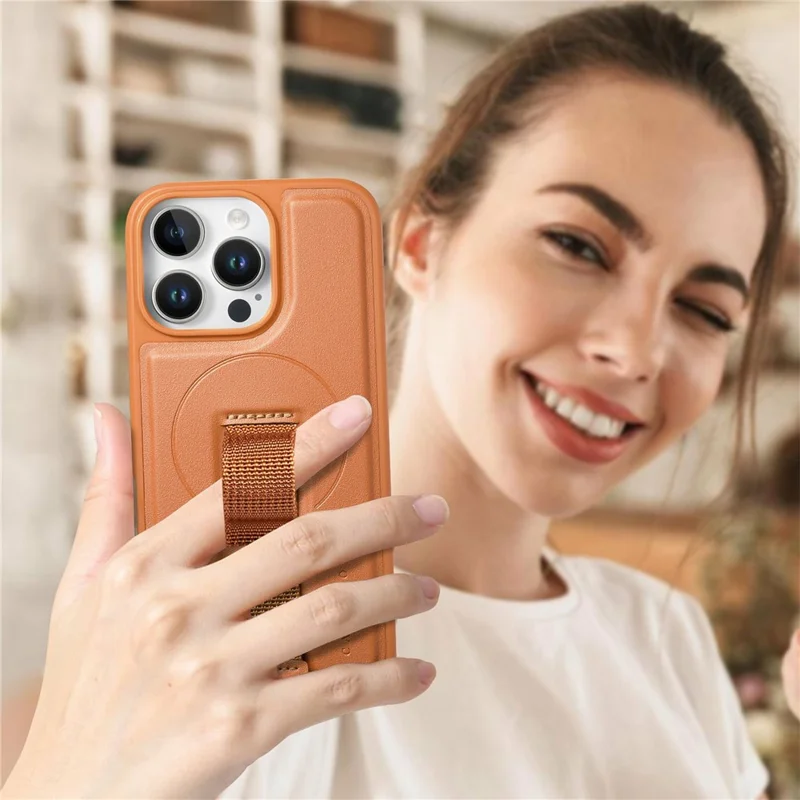 CASENEO Для iPhone 16 Pro Max магнитный чехол с ремешком для руки, дизайн из искусственной кожи + поликарбонатная защита телефона - Коричневый