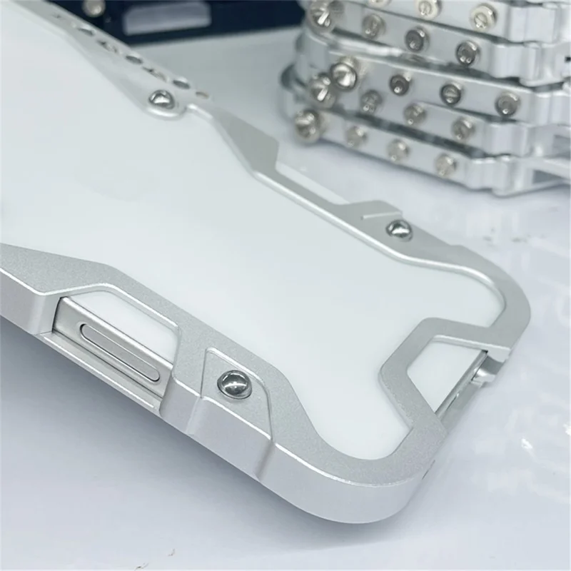 For Huawei nova 14 Ultra 5G Bumper Case Aluminium Alloy Metal Phone Shell Cover with Strap - Silver