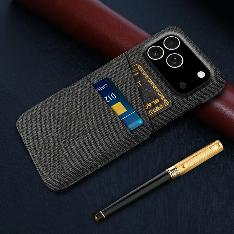 Capa para iPhone 17 Pro em tecido + Capa de telefone rígida em PC com dois slots para cartão - Preto