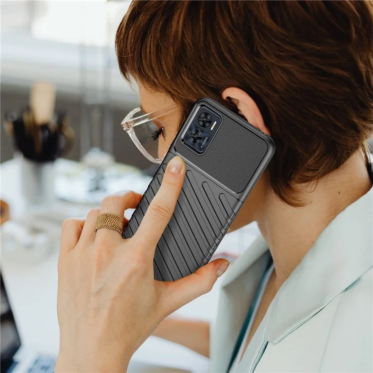 Per Motorola Moto E22 4G / E22i 4G Thunderserie Twill Texture Cover per telefono Anti-impronte digitali Resistente ai graffi Custodia TPU rinforzata - Nero