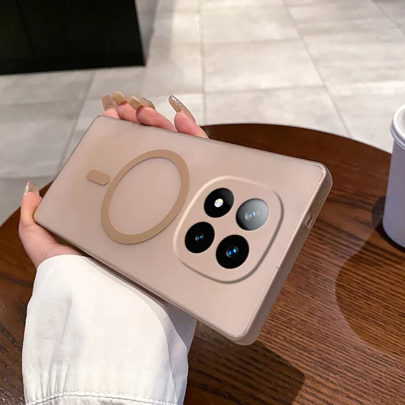 Cover per Xiaomi Redmi Note 14 Pro+ 5G Compatibile con MagSafe, Ritagli Precisi, Cover per Telefono in PC Opaco - Oro Deserto