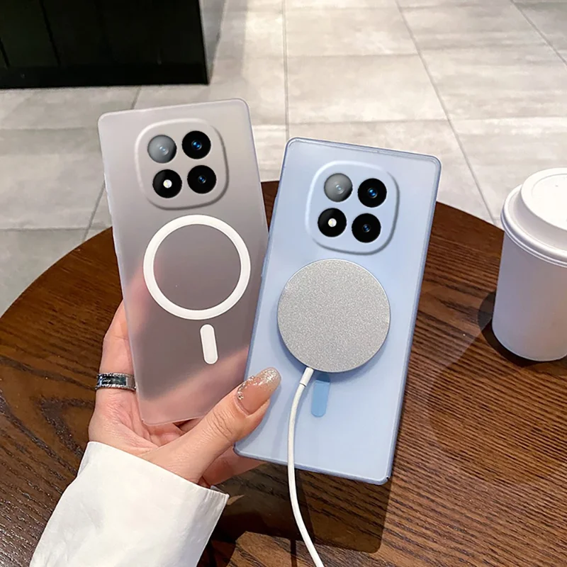 Cover per Xiaomi Redmi Note 14 Pro+ 5G Compatibile con MagSafe, Ritagli Precisi, Cover per Telefono in PC Opaco - Oro Deserto