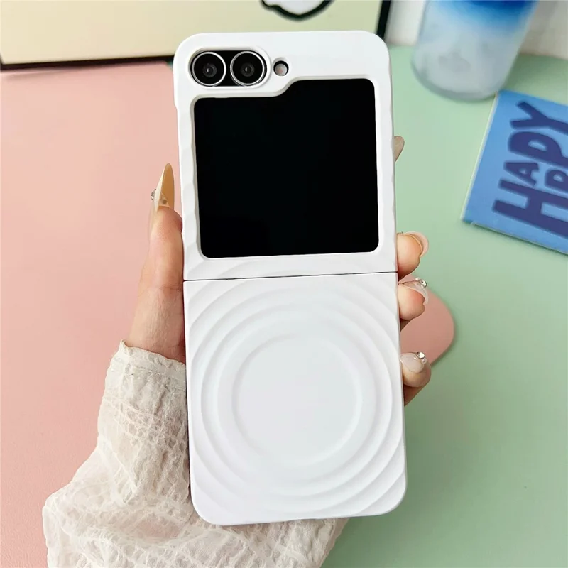 Para Samsung Galaxy Z Flip6 5G / Flip5 5G Capa Magnética Skin-Touch Wave Teature Capa Rígida de PC - Branco