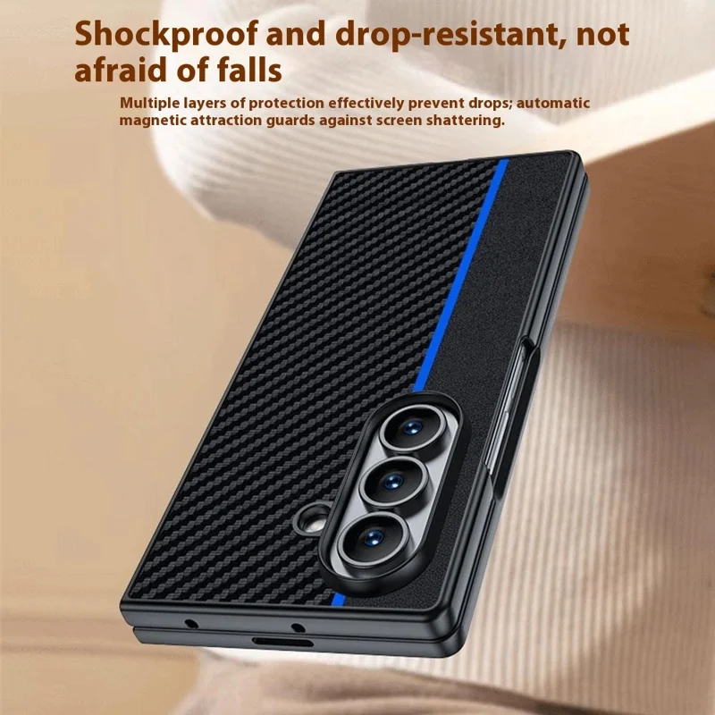 Funda de Samsung Galaxy Z Fold7 5G con Textura de Fibra de Carbono, Cuero + PC Antideslizante, Tapa Plegable para Teléfono - Negro / Rojo