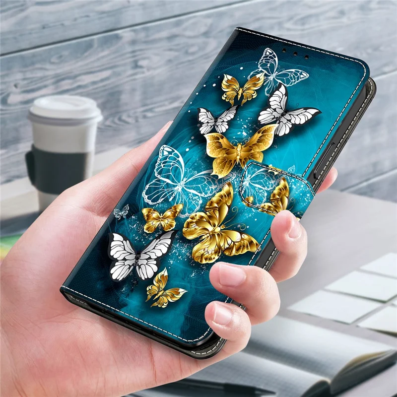 For Google Pixel 9 Pro  /  Pixel 9 Case Wallet Stand Pattern Printing PU Leather Flip Phone Cover - Gold Butterfly on Green