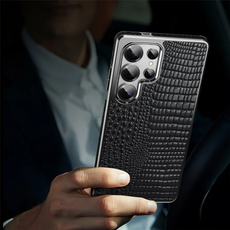 Pour Samsung Galaxy S23 Ultra Étui Magnétique en Cuir de Vache Véritable Hybride pour Téléphone avec Texture de Crocodile et Finition Électroplaquée - Noir