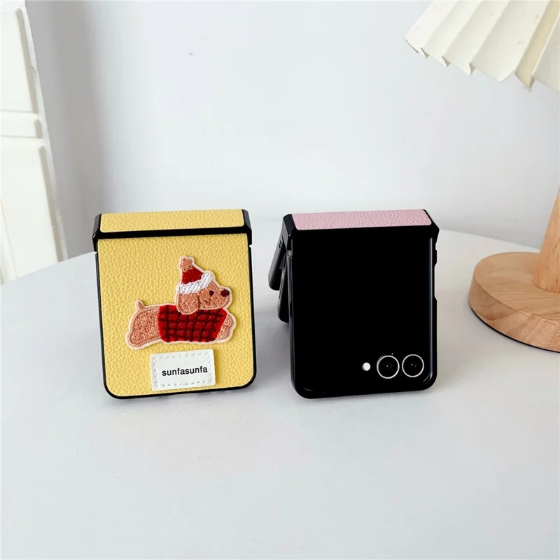 For Samsung Galaxy Z Flip7 5G Case Cute Dog Hinge Protection Litchi Texture Phone Cover with Wrist Strap - Yellow