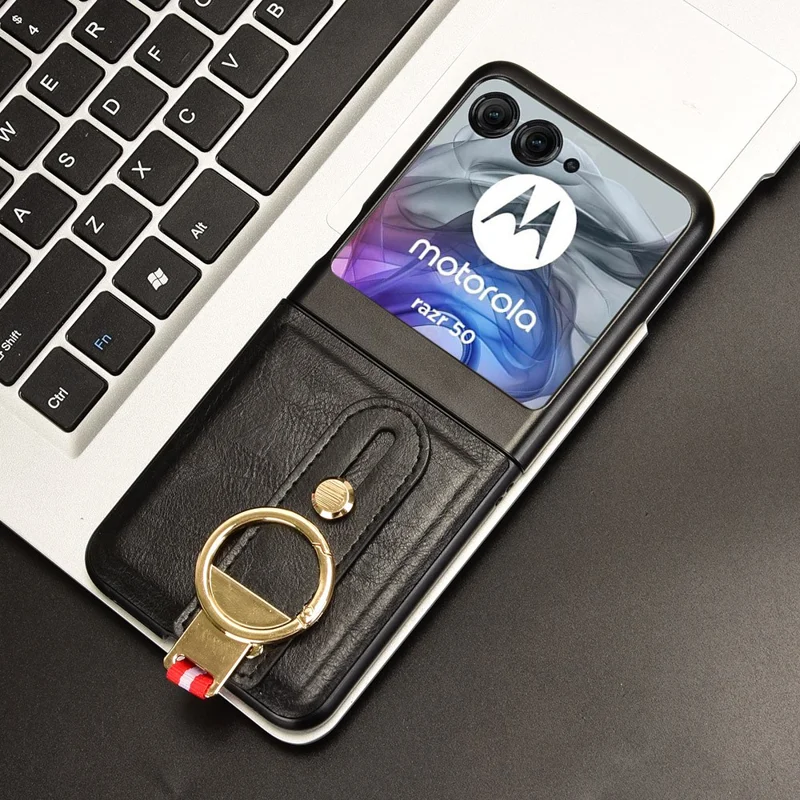 Pour Motorola Razr 60 Étui avec Bracelet et Béquille en Cuir + PC + TPU Housse de Téléphone avec Décapsuleur - Noir