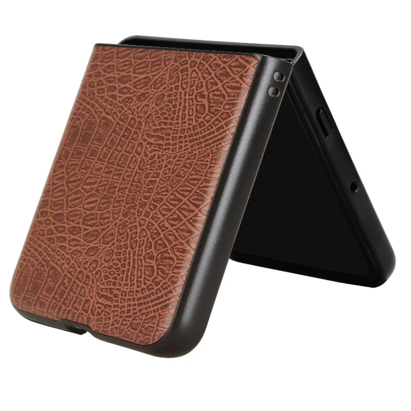 For Motorola Razr 60 Ultra 5G Case Crocodile Texture Leather Coated Hard PC Phone Cover - Brown