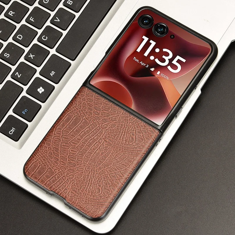 For Motorola Razr 60 Ultra 5G Case Crocodile Texture Leather Coated Hard PC Phone Cover - Brown