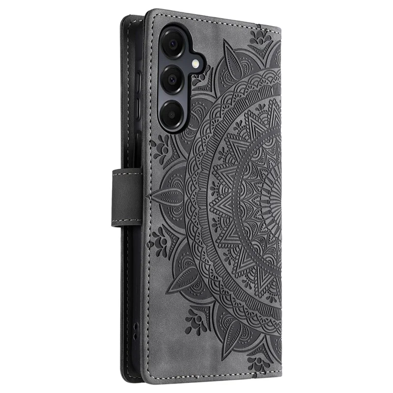 Capa para Samsung Galaxy S25 FE com Estampa de Totem, Acabamento em Couro Sintético, Carteira para Celular com Alça de Mão - Cinza