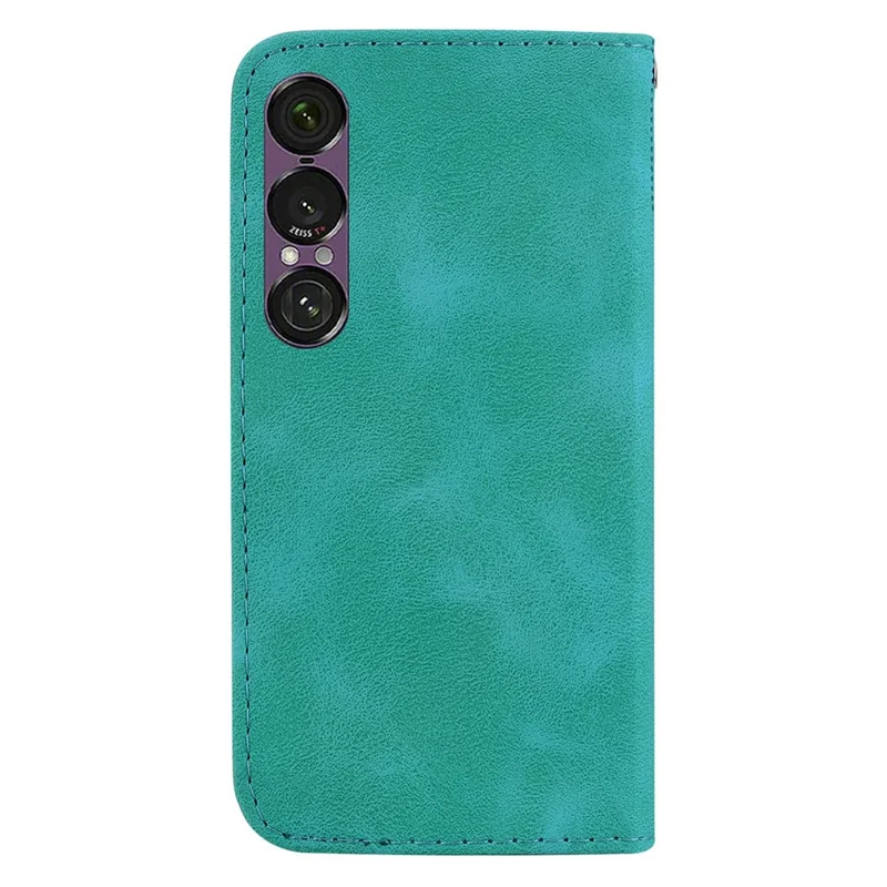 For Sony Xperia 1 VII Stand Case 7-Shaped Pattern Imprint Leather Phone Cover with Strap - Green