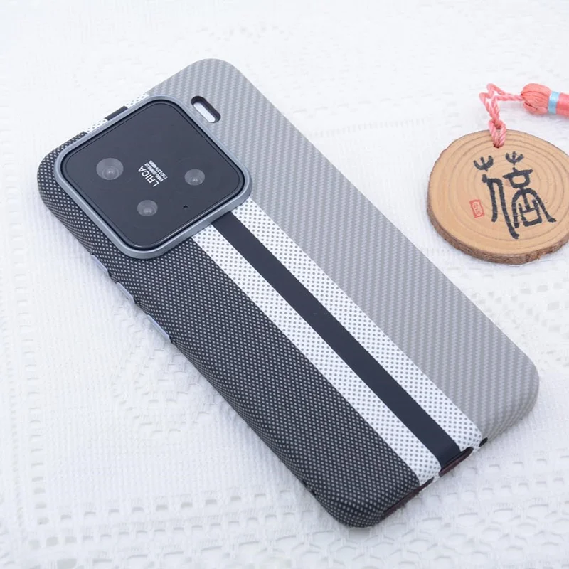 Pour Xiaomi 15 Étui Magnétique Texture Fibre de Carbone Transfert Hydro PC Coque de Téléphone - Trois Couleurs / Gris