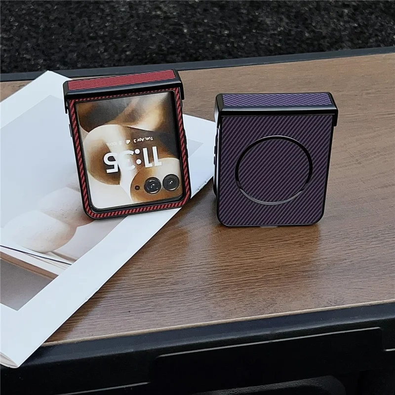 Für Motorola Razr 60 Ultra 5G Hülle kompatibel mit MagSafe Kohlefaser-Textur Klapphandy-Hülle - Schwarz