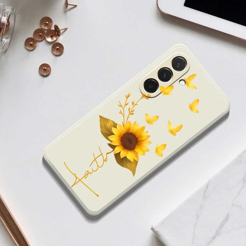 Pour Samsung Galaxy A36 5G Étui Papillon Doré Motif Tournesol Impression Bords Droits TPU Housse Arrière de Téléphone - Beige