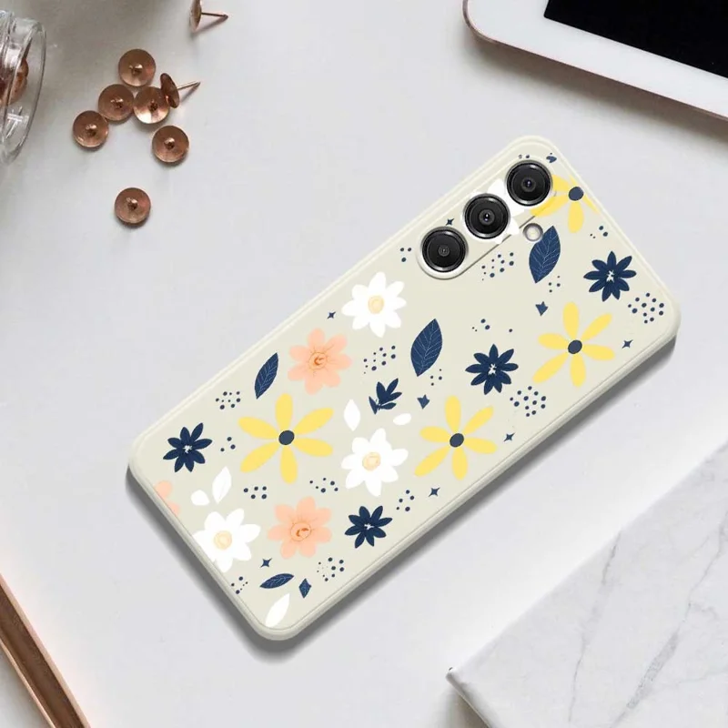 Pour Samsung Galaxy A16 5G / 4G Étui Motif Floral Bleu et Feuilles Coloré Impression de Bords Droits Coque Arrière TPU pour Téléphone - Beige