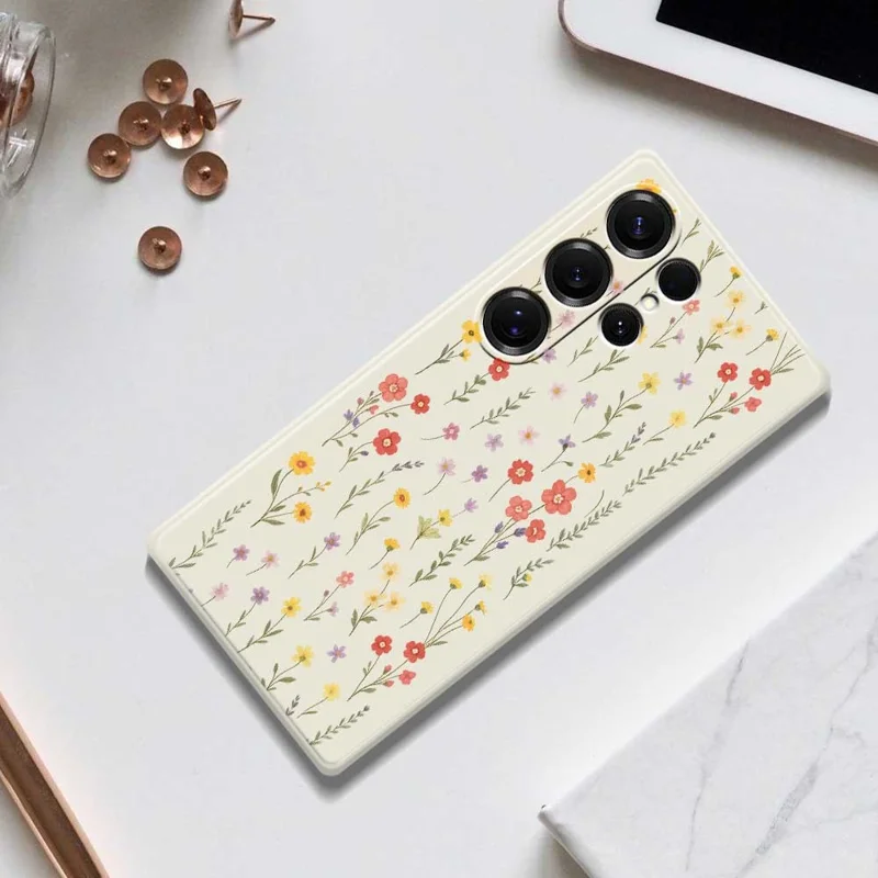 Für Samsung Galaxy S25 Ultra Hülle Blumen und Gras Muster Druck Gerader Rand TPU Handy Rückseite Schutzhülle - Beige