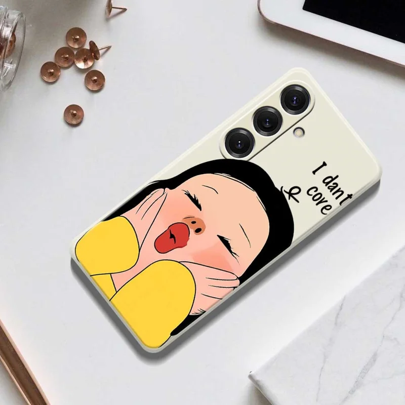 For Samsung Galaxy S25 Case Girl Holding Face Pattern Printing Straight Edge TPU Phone Back Cover - Beige