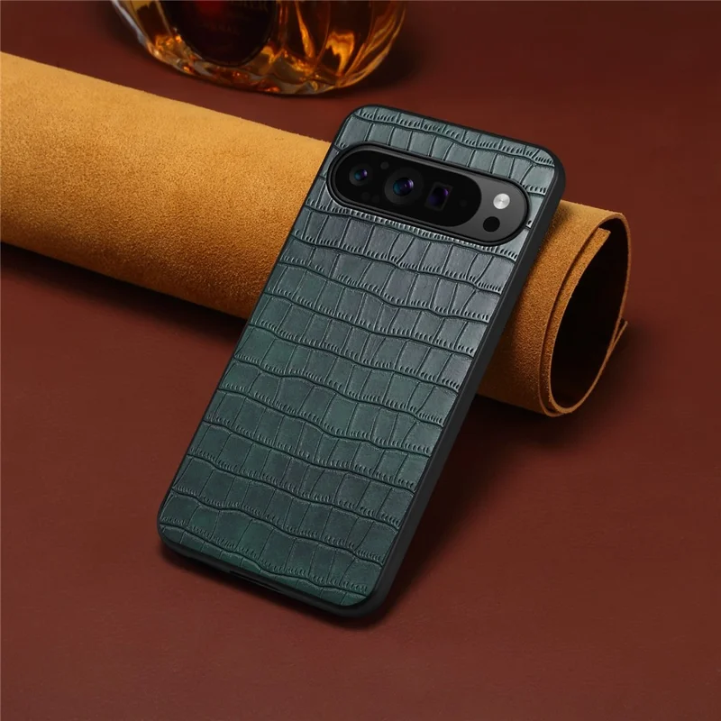 For Google Pixel 10 / Pixel 10 Pro Case Crocodile Texture Design Leather Slim Back Cover - Green