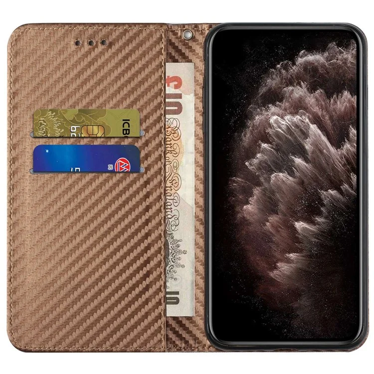 Para Samsung Galaxy S23 Ultra Carbon Fiber Texture PU Cuero de Cuero Flip Cover Soport de Absorción Magnética Caja de Teléfono Con Correa de Muñeca - Marrón