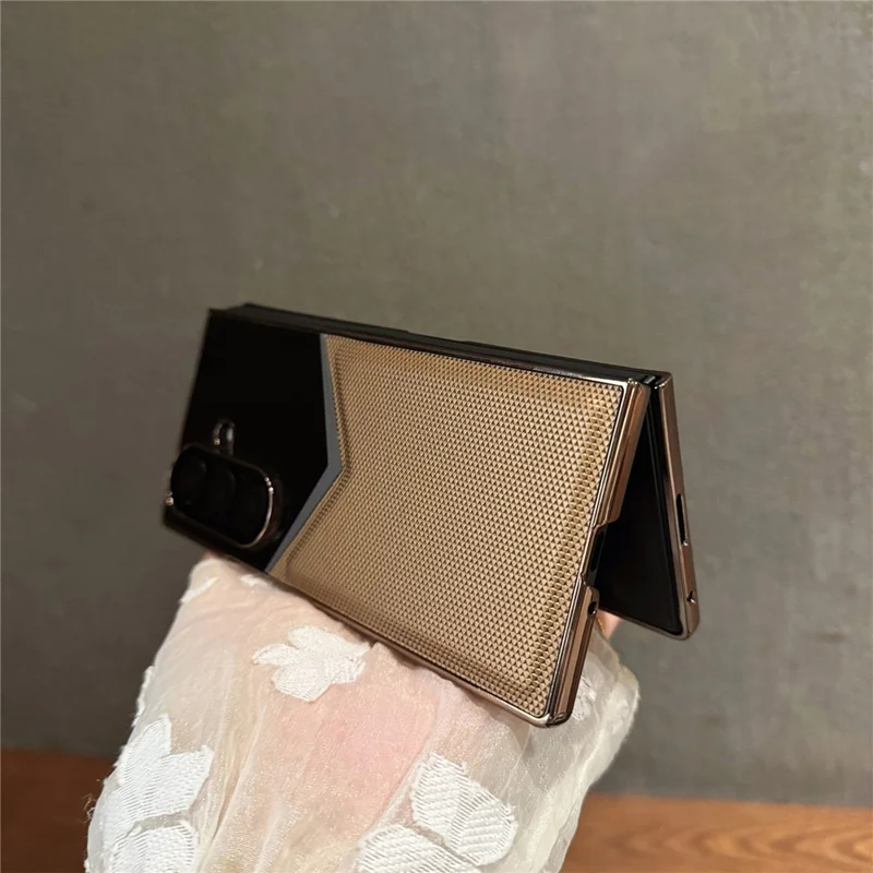 For Samsung Galaxy Z Fold7 5G Case Genuine Cow Leather + PC Contrast Design Phone Cover with Screen Protector - Desert Gold