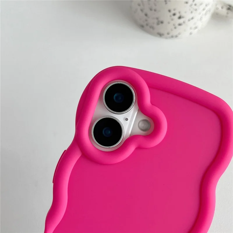 Оптовая закупка чехла для iPhone 16 с волнообразным краем, противоударный TPU-чехол для задней панели - Черный