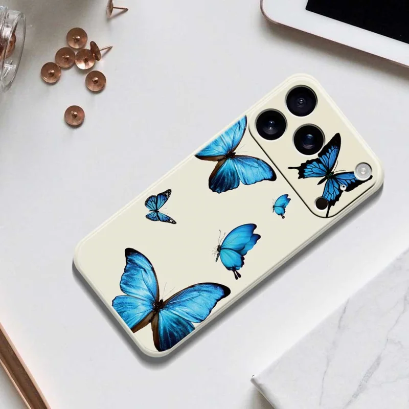 Funda para iPhone 17 Pro con Patrón de Mariposas Azules, Impresión en Borde Recto, Carcasa Trasera de TPU - Beige