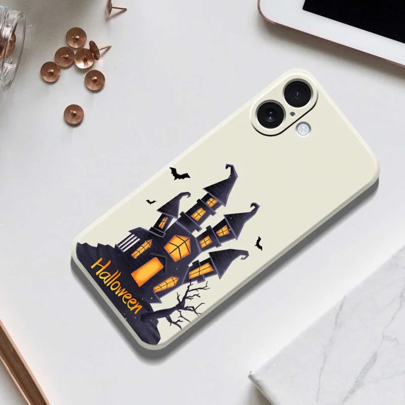 Funda para iPhone 17 con Patrón de Castillo de Halloween, Impresión Recta, Carcasa Trasera de TPU - Beige