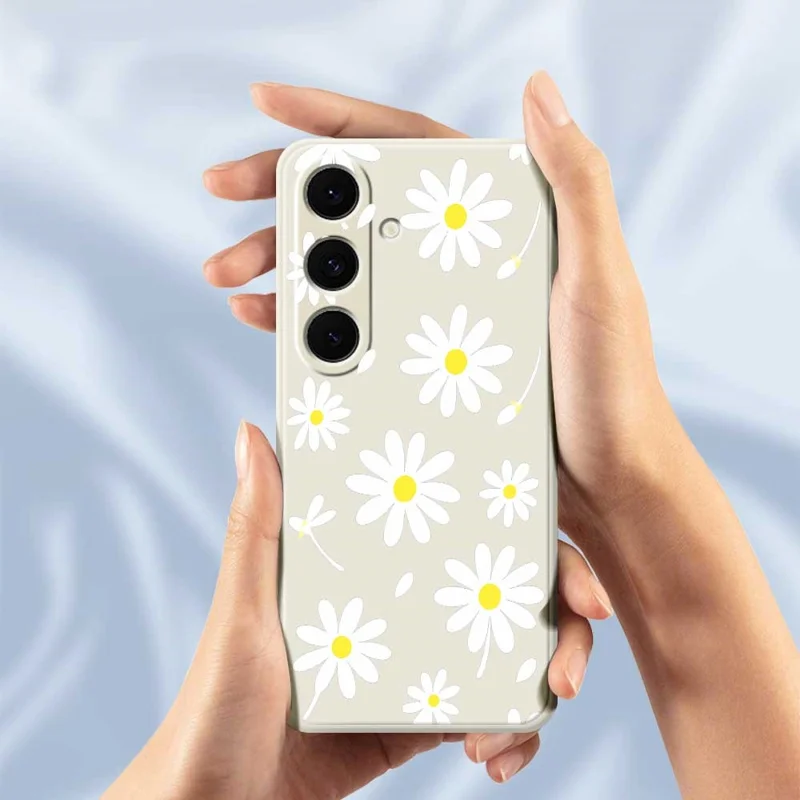 For Samsung Galaxy S24 FE Case White Daisy Pattern Printing Straight Edge TPU Phone Back Cover - Beige