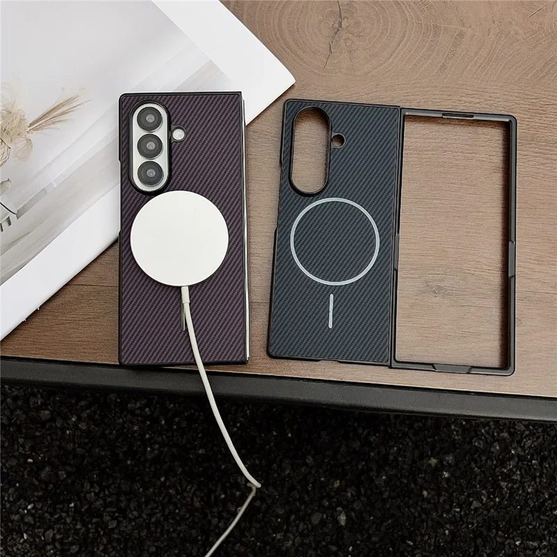 For Samsung Galaxy Z Fold7 5G Magnetic Case Carbon Fiber Texture Folding Phone Cover - Blue