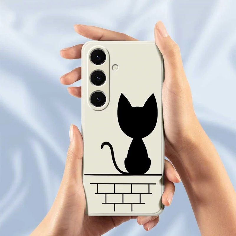 For Samsung Galaxy S25+ Case Black Cat on the Wall Pattern Printing Straight Edge TPU Phone Back Cover - Beige