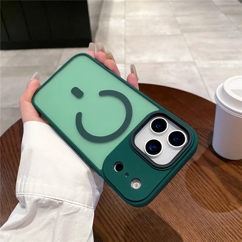 For iPhone 17 Pro Case Compatible with MagSafe Skin-Touch Matte Anti-Drop TPU + PC Phone Cover - Green