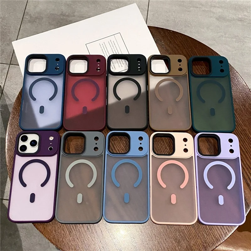For iPhone 17 Pro Case Compatible with MagSafe Skin-Touch Matte Anti-Drop TPU + PC Phone Cover - Green
